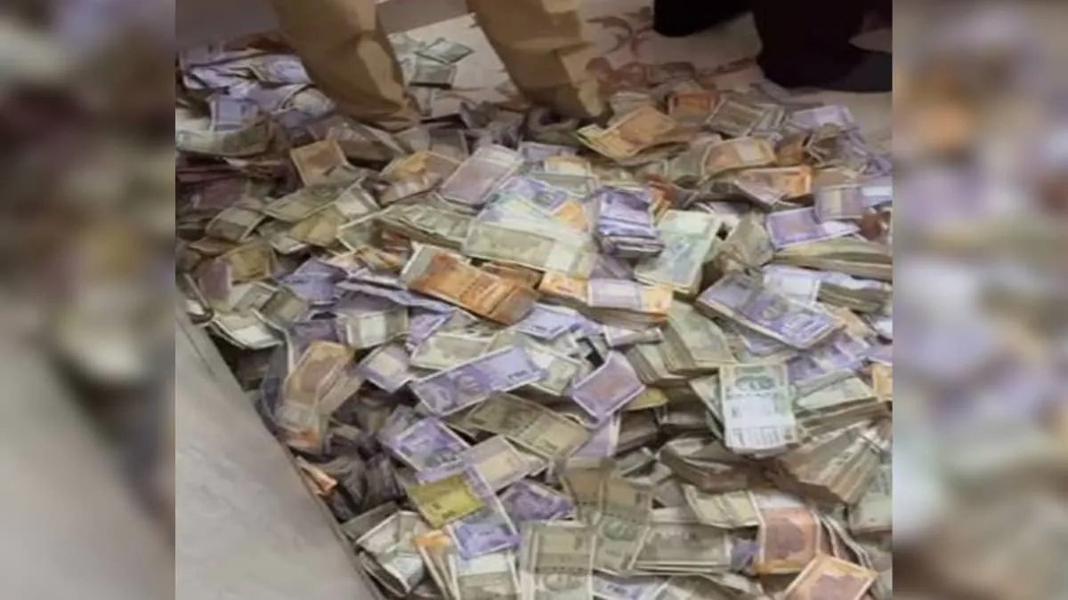 Pune Police Seize Rs 1 Crore Cash in Kondhwa Prohibition Raid Three Booked