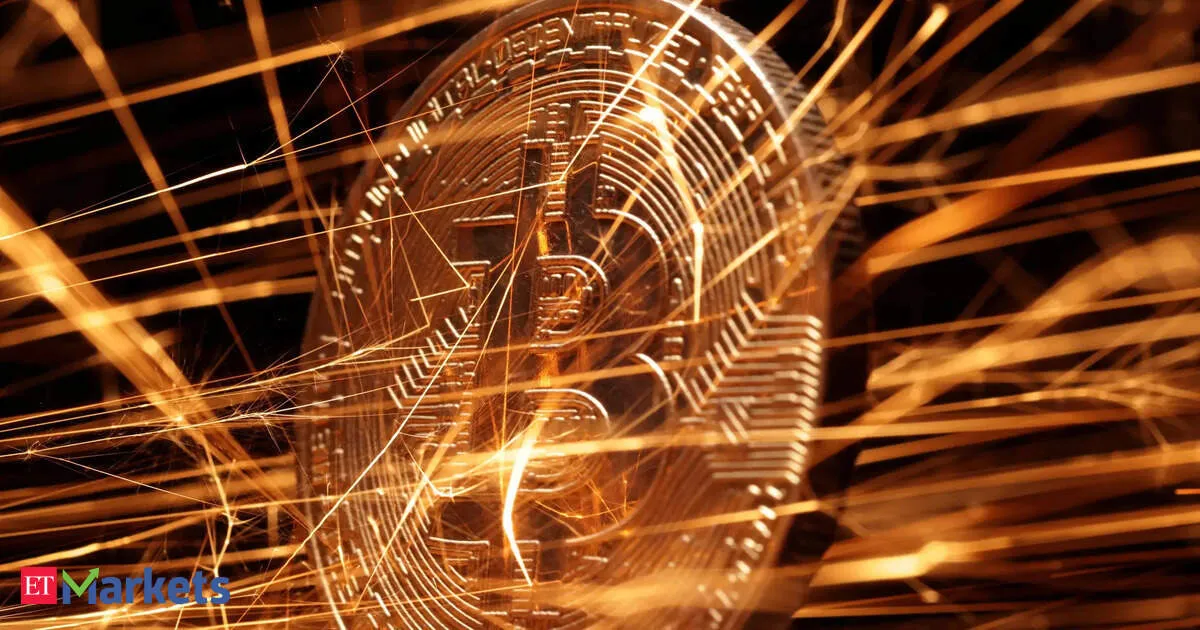 Bitcoin slides to 16 month low near 60000 as tech jitters spark crypto exodus