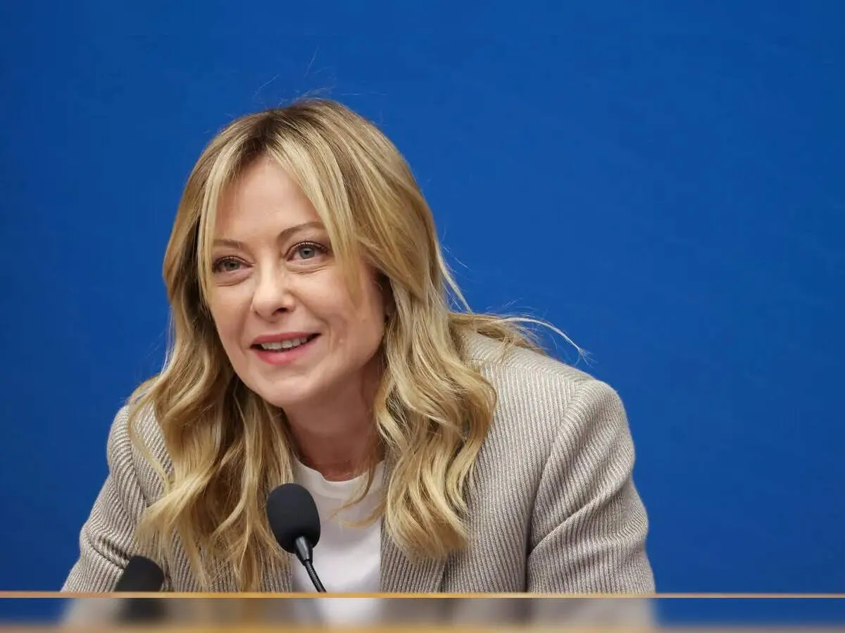 Meloni Warns Italy About AI Deepfakes as Fake Her Photos Spread Online