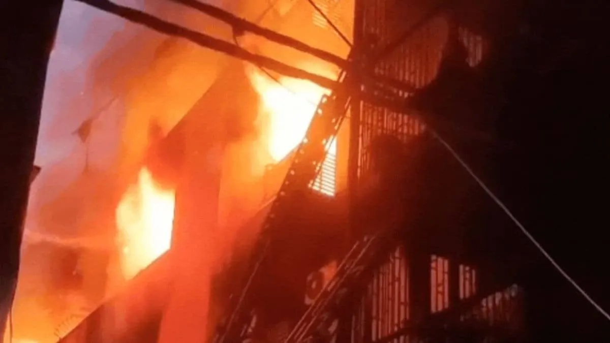 Delhi Vivek Vihar fire kills nine as bodies found on staircase after early morning blaze
