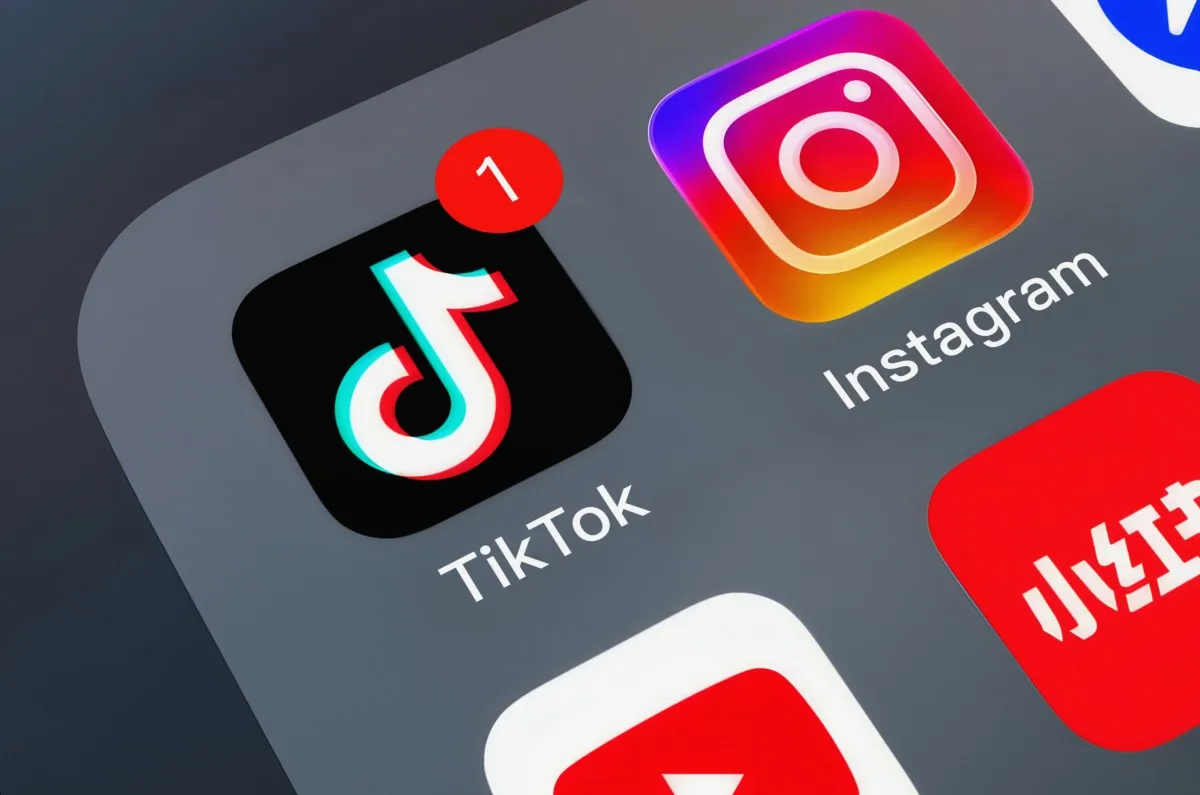 TikTok launches Campus Hub with college group chats and personalized feeds