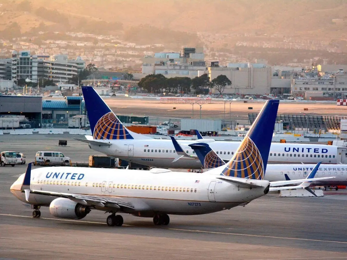 United Airlines Landing at Newark Strikes Turnpike Pole Involving Truck and Jeep, No Injuries