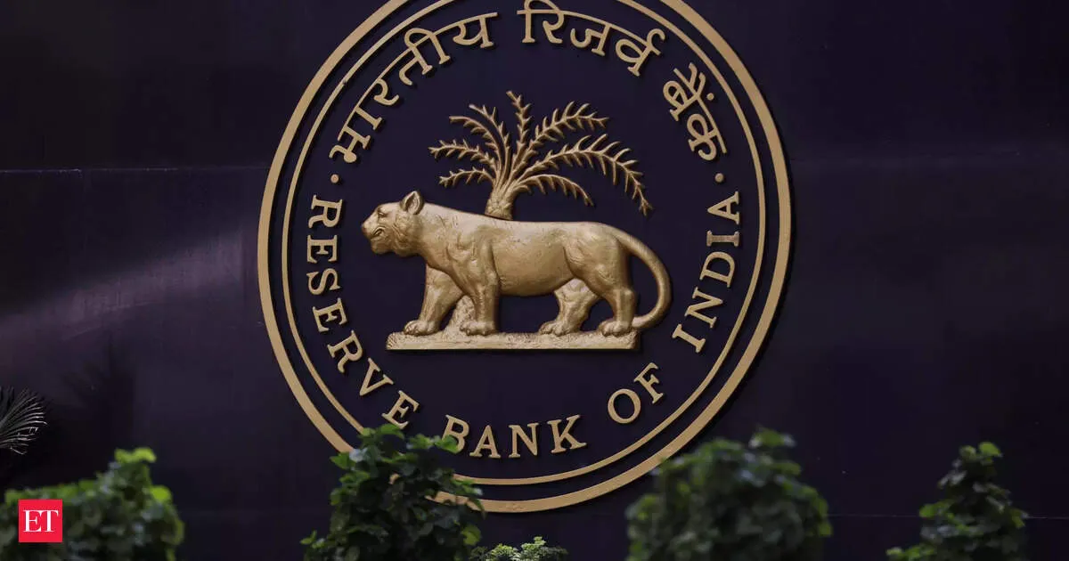 RBI orders banks to report overseas rupee OTC derivatives to CCIL for transparency