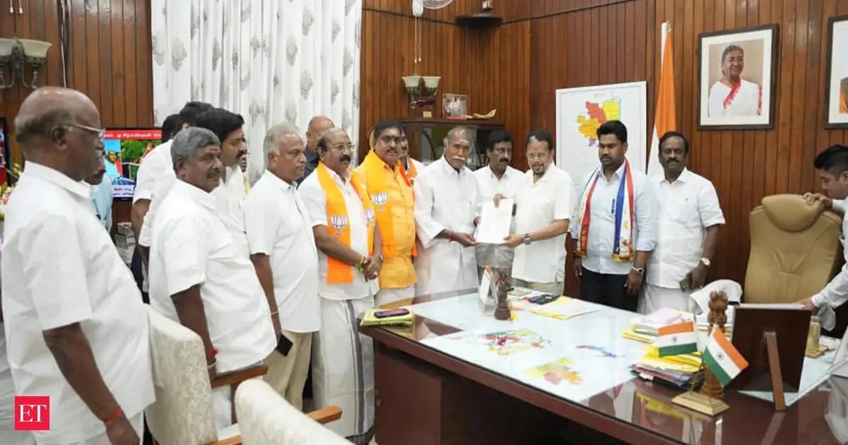 N Rangasamy claims Puducherry government after meeting Lieutenant Governor with MLA support