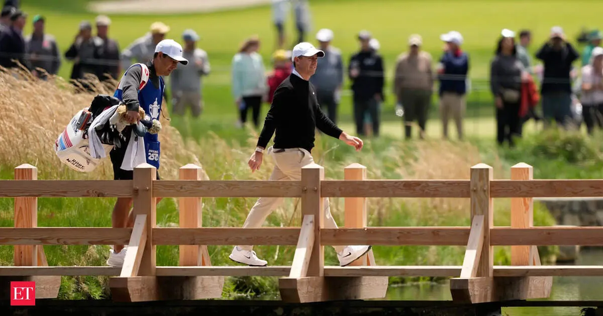 PGA Championship 2026 leaderboard: Scottie Scheffler rebounds as McIlroy collapses and Potgieter leads early