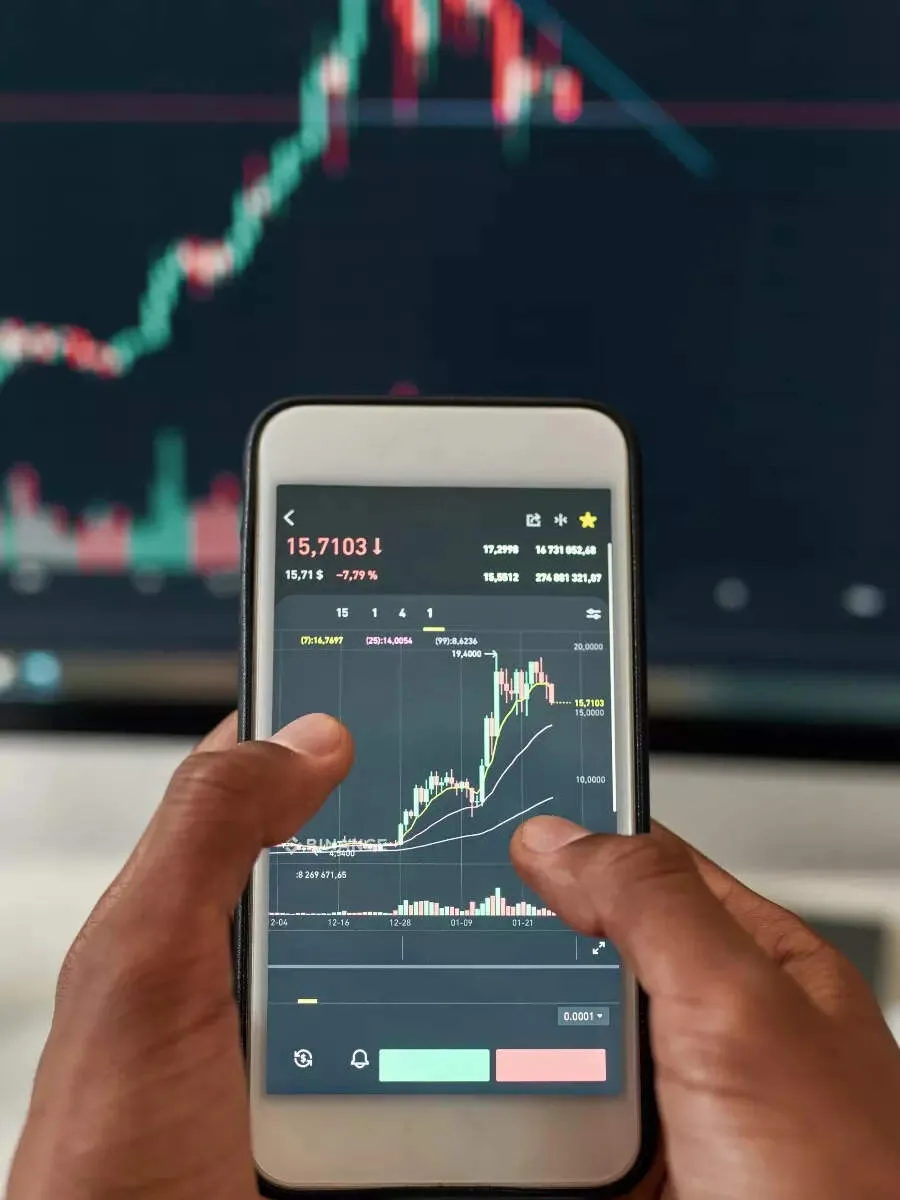 5 midcap stocks lose insurance backing as stakes fall in June quarter