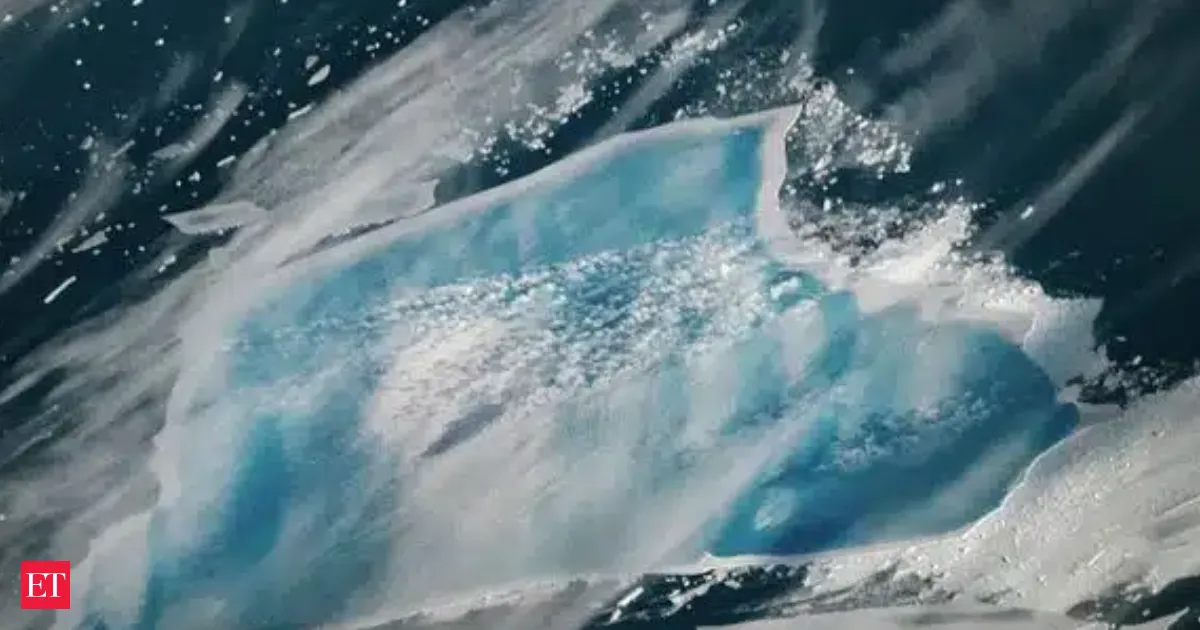 1986 A23A iceberg finally breaking apart revealing eerie aquamarine pools of meltwater