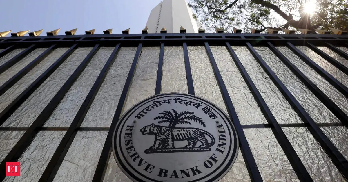 ECB filings halve to USD 5.43 billion in March as global uncertainty bites Indian firms