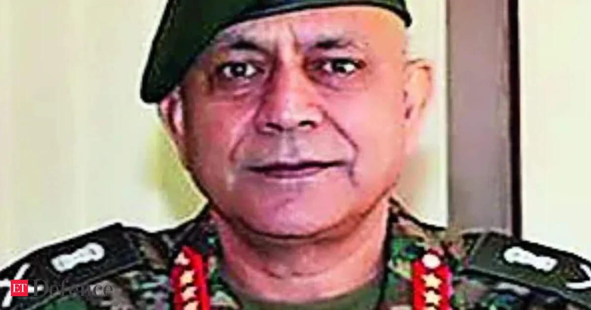 Lt General Balbir Singh takes command of Chinar Corps in Srinagar with counter terror focus