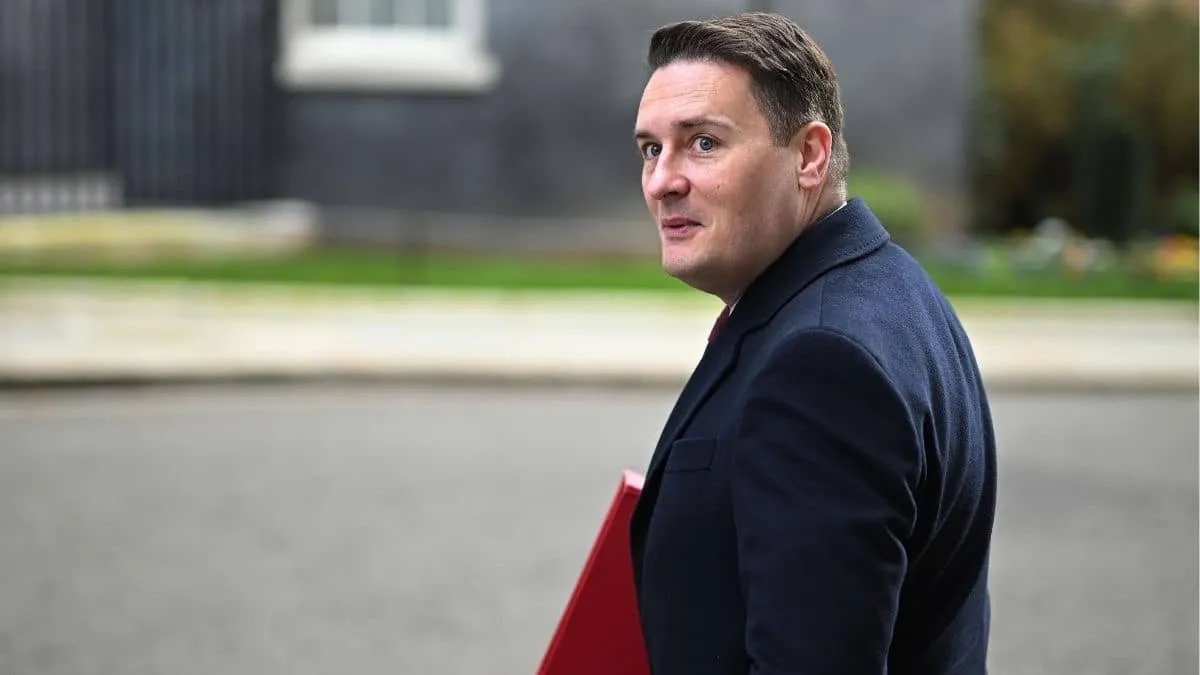 UK Health Secretary Wes Streeting resigns citing lost confidence in PM Keir Starmer