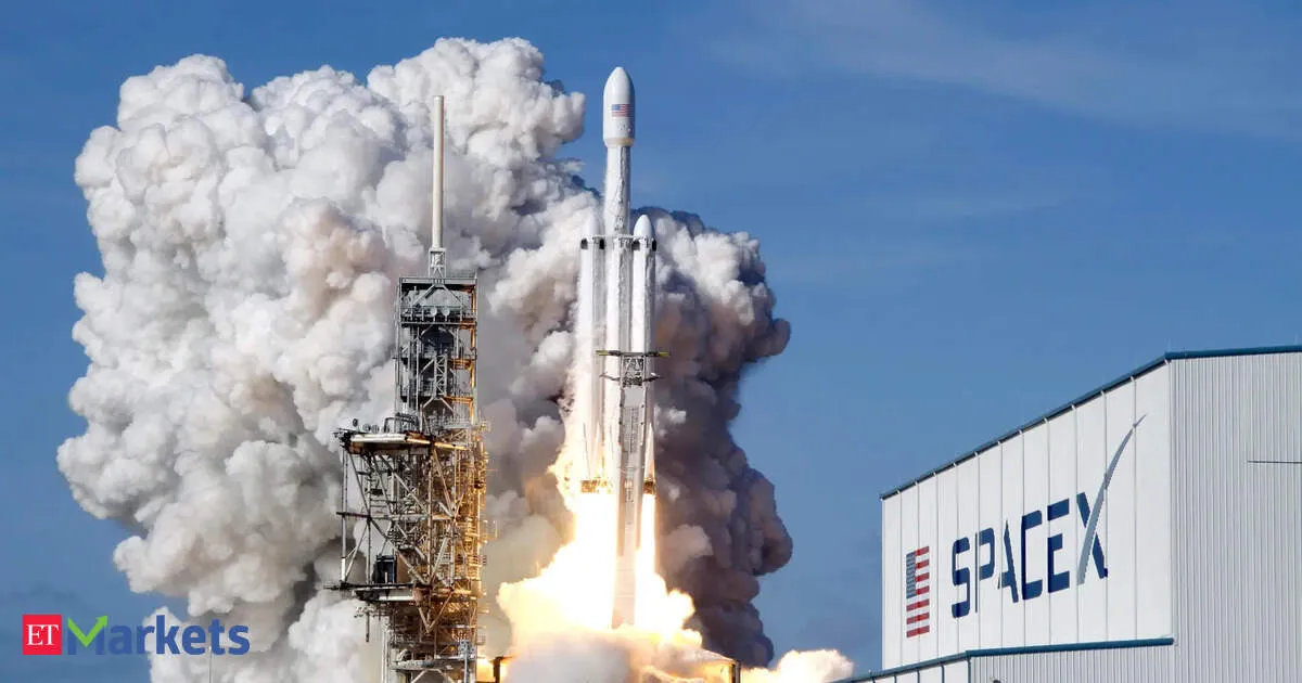 SpaceX courts Wall Street with three day analyst briefings ahead of $75 billion IPO
