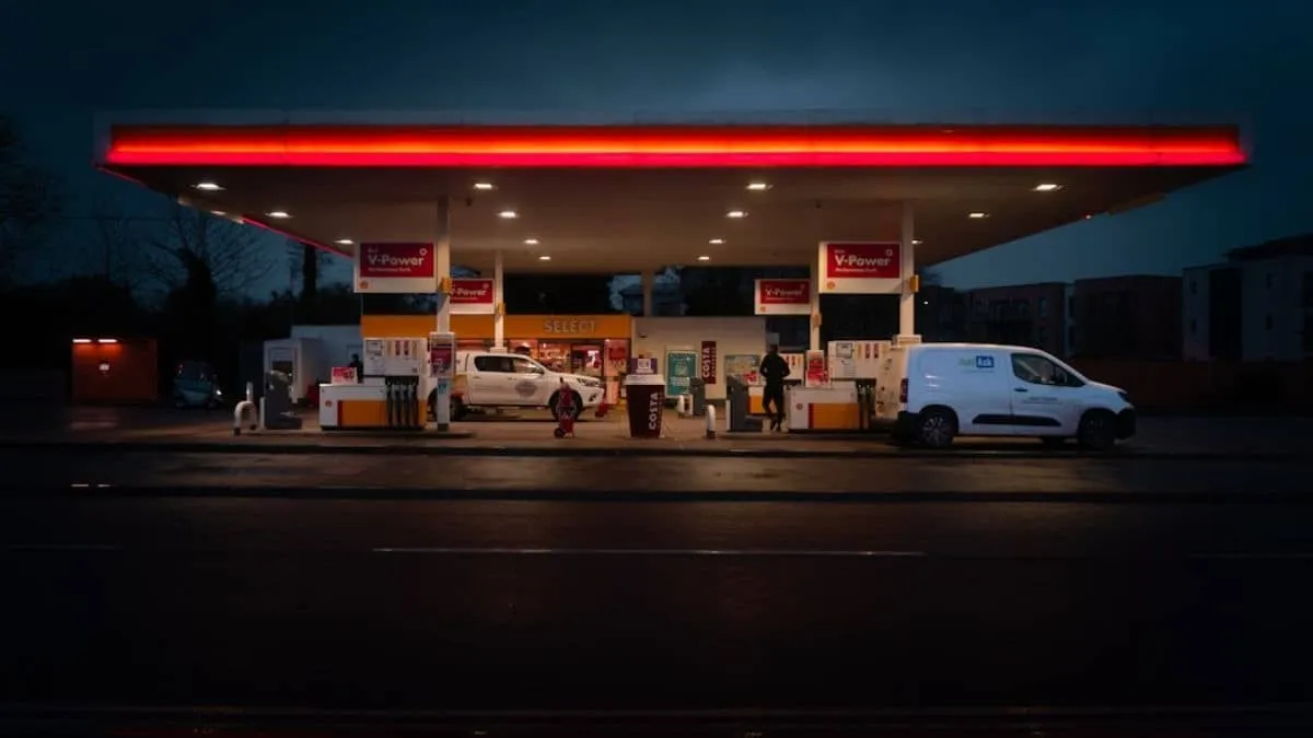 Govt Slams Rumors of ₹25 Petrol Hike, Calls It Mischievous and Fake