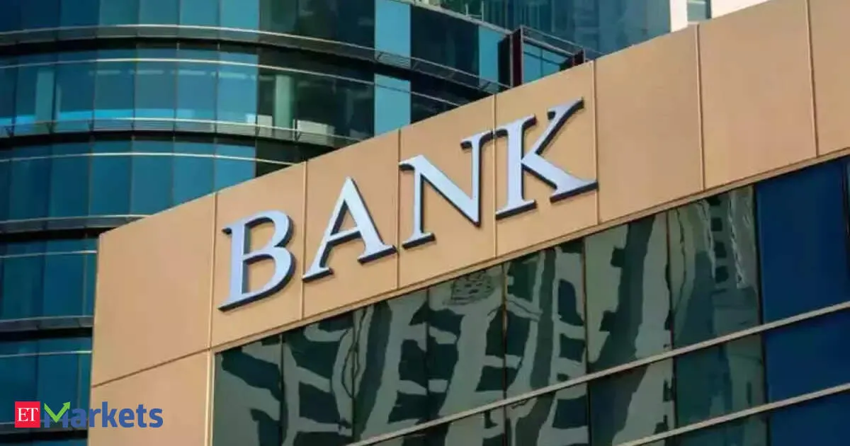 Banks cut overseas forex bets fast ahead of RBI deadline slashing exposure to single digits