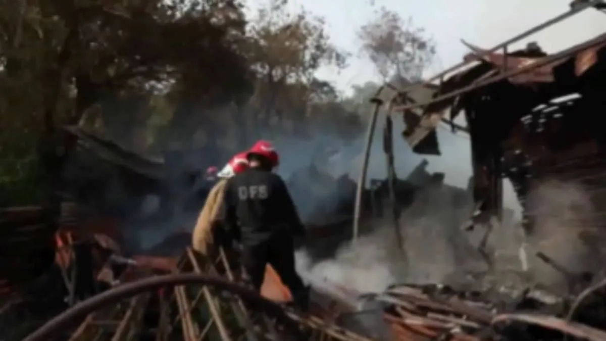 Massive blaze hits tent warehouse in North East Delhi with 23 fire tenders on scene