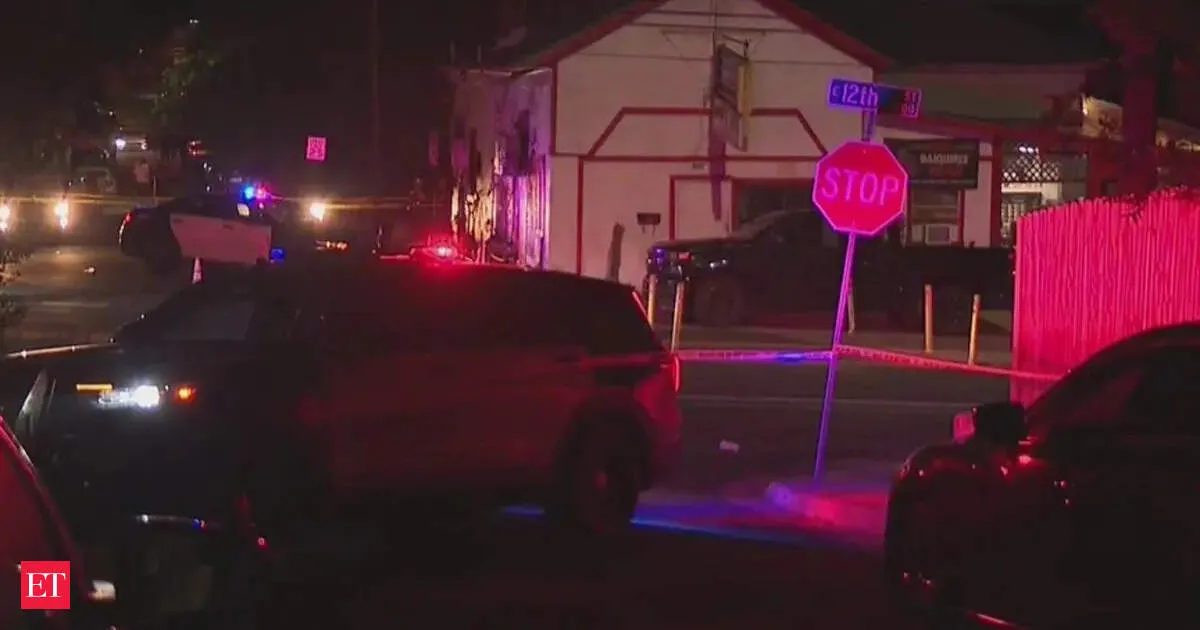 East Austin Shooting Two Injured Outside Sam’s BBQ Police Hunt Suspect Who Fled