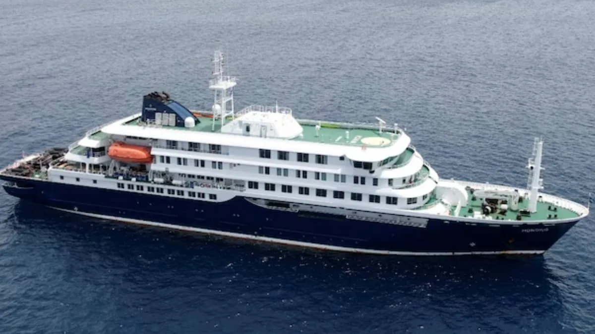 Hantavirus outbreak leaves three dead as stranded cruise MV Hondius sails toward Spain