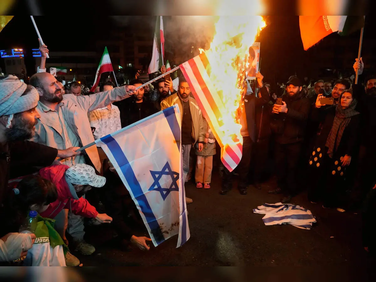 Trump Ceasefire Unfolds as Iran Israel Standoff Deepens and Peace Plans Stall