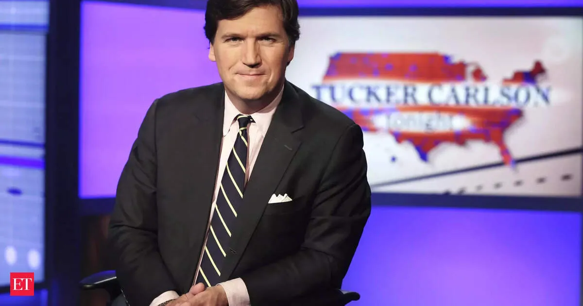 Tucker Carlson apologizes for misleading people after Trump endorsement