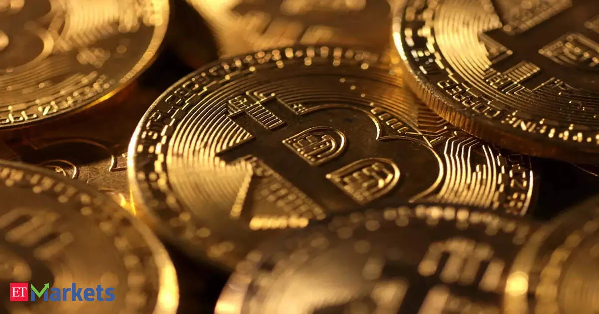 Bitcoin bounces back near 70K after leveraged longs get wiped out