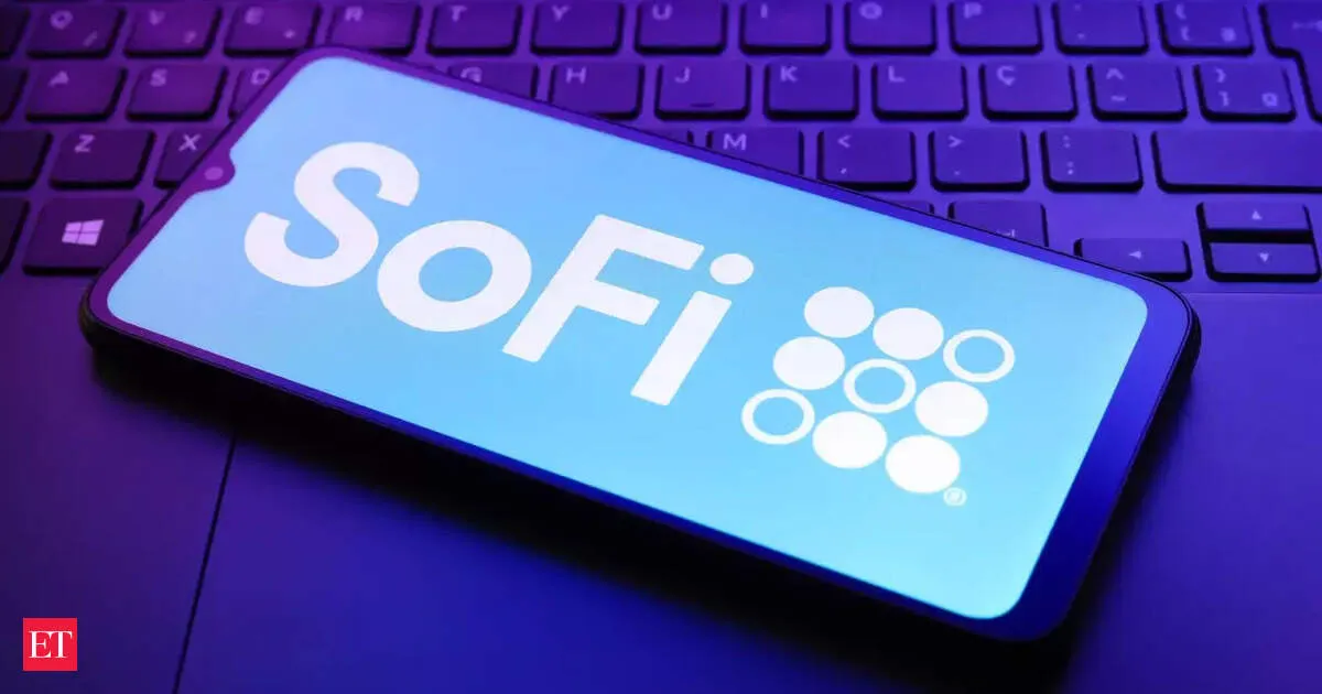 SoFi stock drops 9% despite $1.1 billion earnings beat as guidance disappoints investors