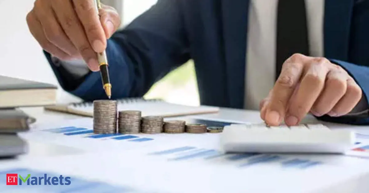FIIs offload more than Rs 2 lakh crore in 2026 as markets tumble again