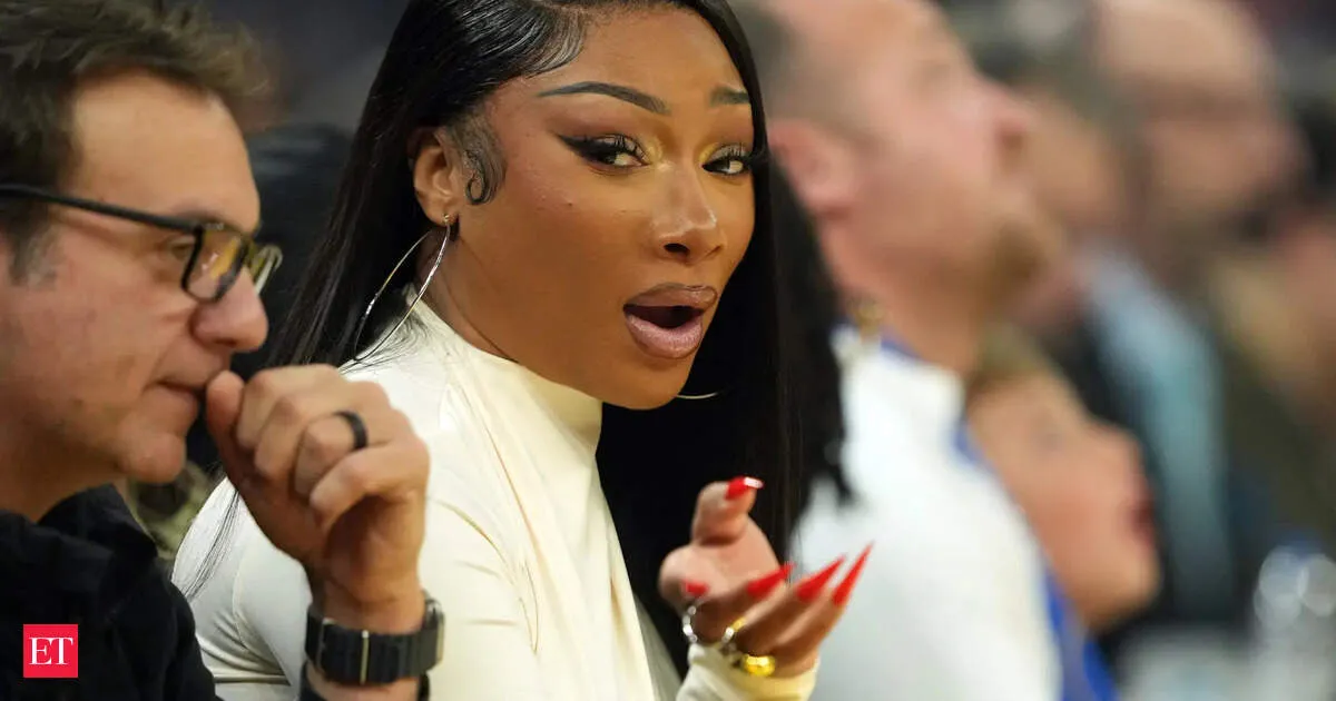 Megan Thee Stallion quits Moulin Rouge early days after Klay Thompson breakup announcement