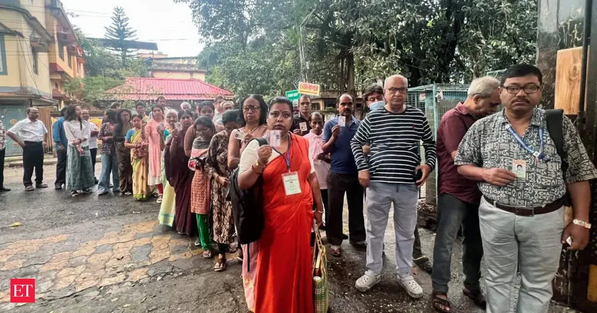 West Bengal voting turns violent as vandalism and assaults reported in multiple constituencies