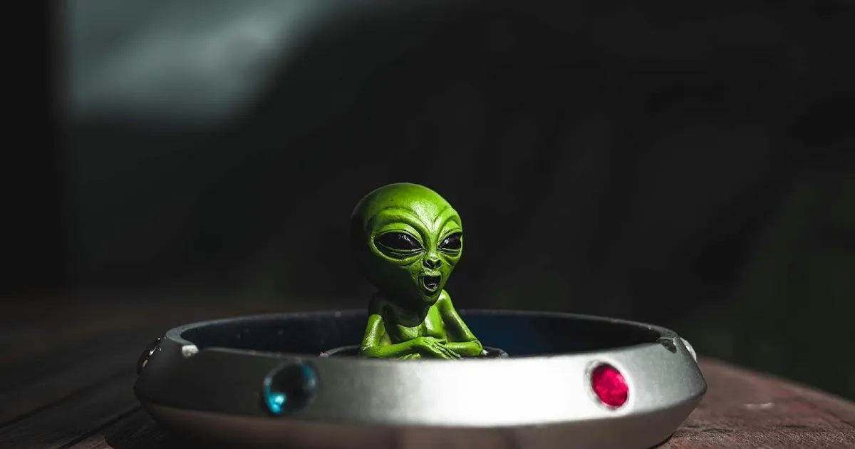 U.S. launches Aliens gov portal to release UFO and alien life files from Pentagon FBI