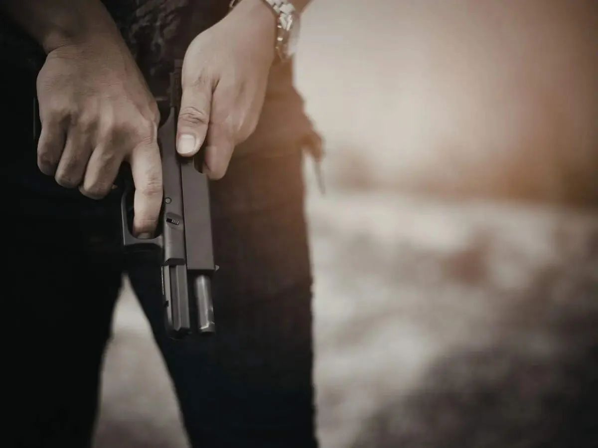 Gunman attacks social security office and courthouse in Athens wounding several as suspect flees