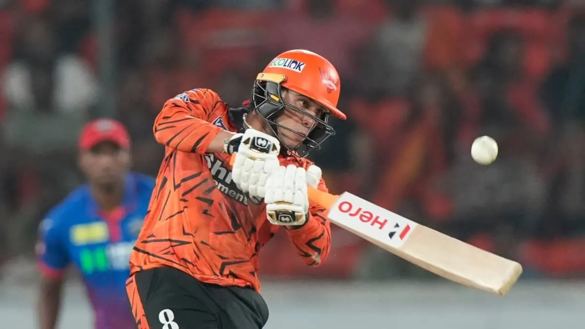 Abhishek Sharma Smashes a Majestic Century to Match Kohli Milestone Against DC