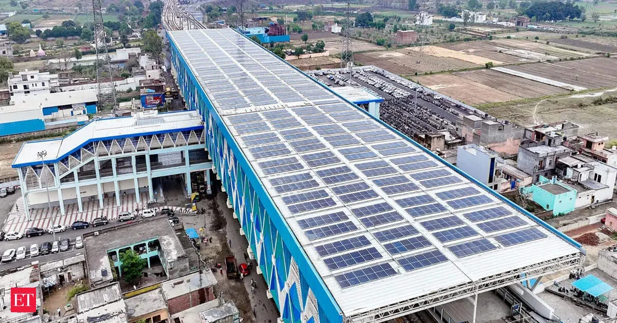 India weighs incentives for floating solar panels to spread clean power nationwide by 2050