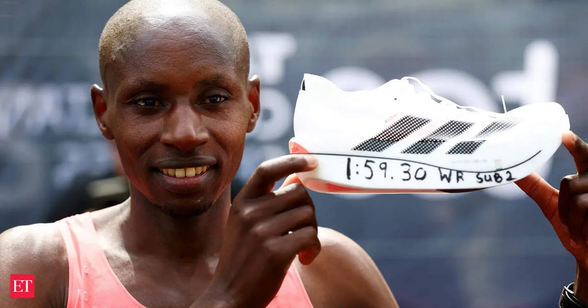 Kenya runner Sabastian Sawe smashes London Marathon record with unique shoe