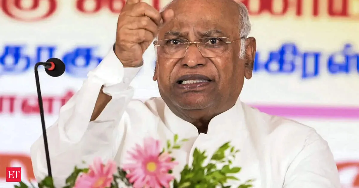 Kharge urges CPI to back TVK for secular Tamil Nadu government