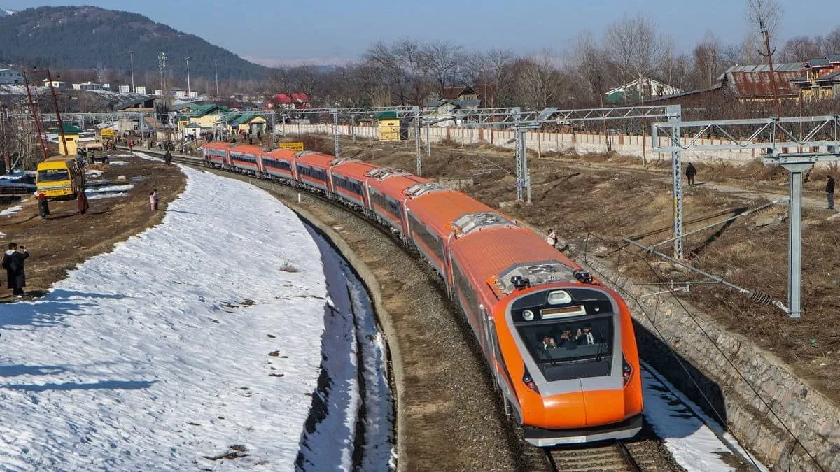 Vande Bharat arrives at Jammu Tawi as J&K gets 20 coaches from April 30