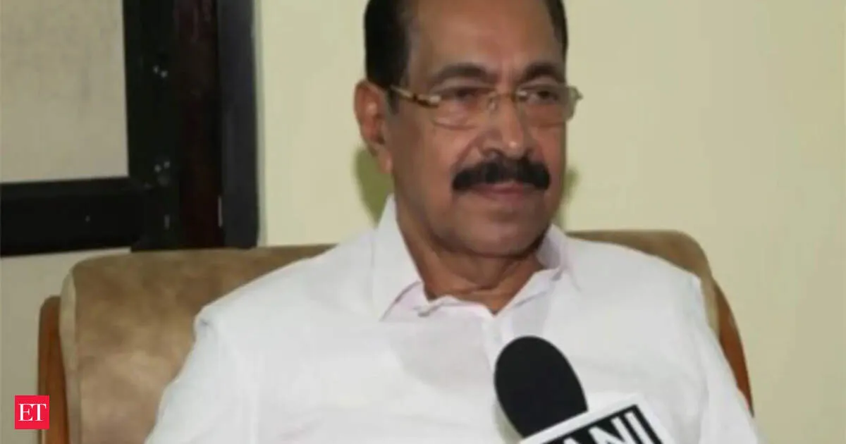 Congress in Delhi consults multiple leaders to decide Kerala CM as finalists battle for clarity