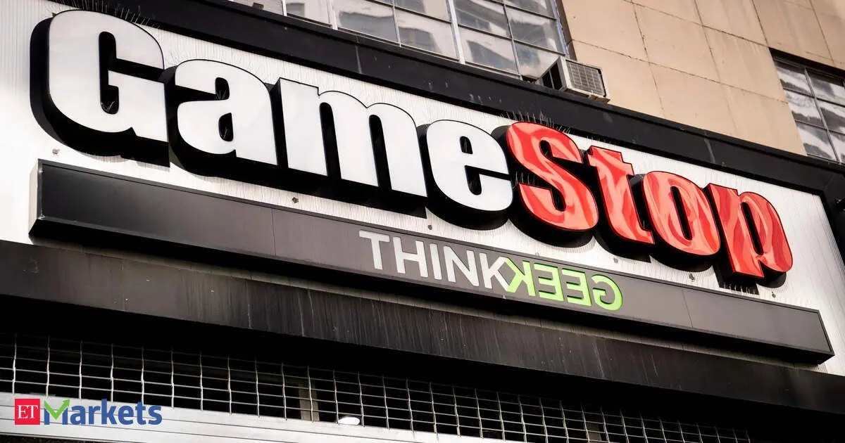 GameStop shares plunge 10% as CEO dodges funding questions for massive eBay bid