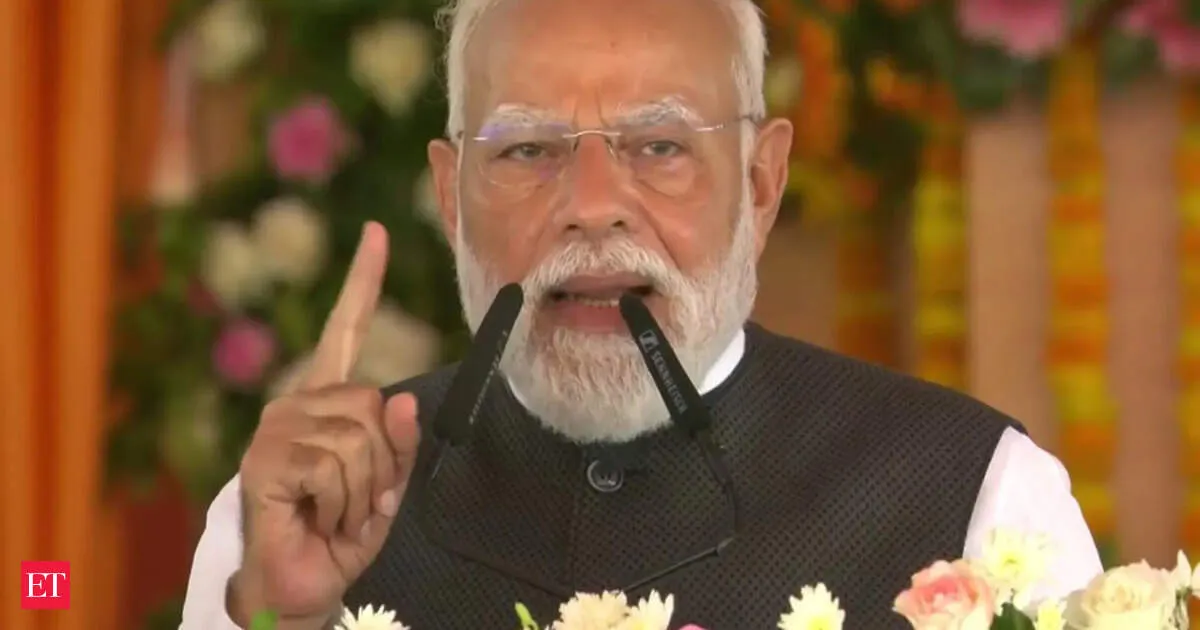 Modi praises Bengalis for high turnout urges voting frenzy to continue till polls end