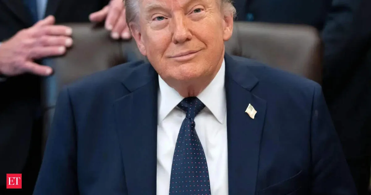 Trump considers taxpayer funded takeover of Spirit Airlines then resale for profit