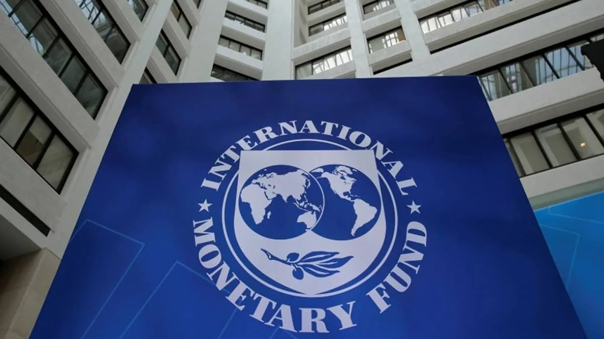 IMF tells Pakistan to crack down on trade based money laundering before next budget