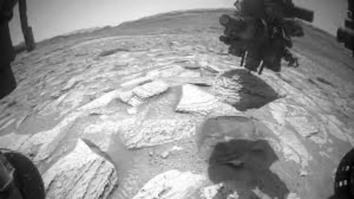 Mars Rover Curiosity Stuck for Days When a 29 Pound Rock Trapped Its Drill