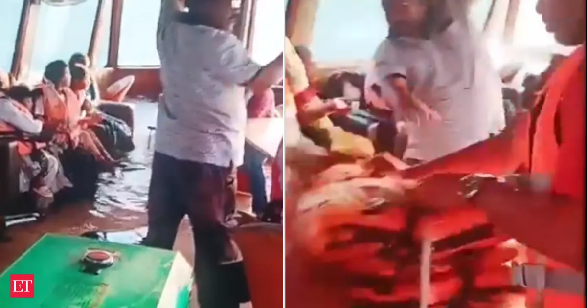 Jabalpur boat capsizing video shows chaos for life jackets seconds before disaster