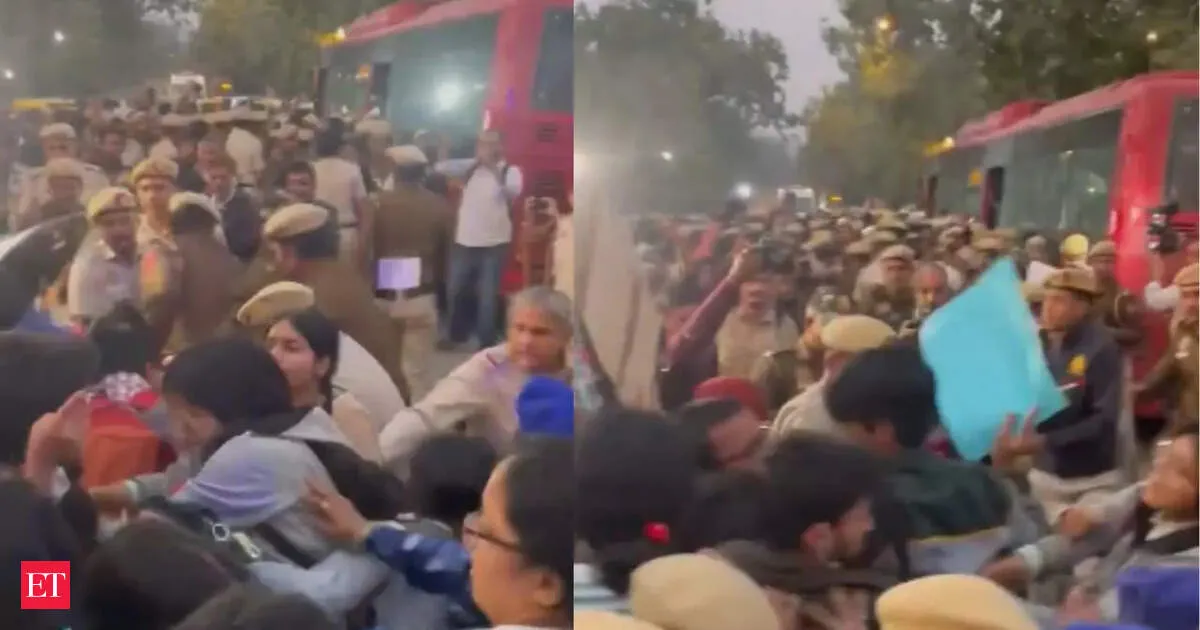 Parents kids activists detained at India Gate during Delhi clean air protest