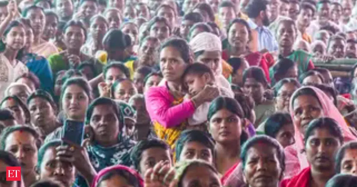 Women voters surge in West Bengal as welfare promises and safety fears reshape the fight
