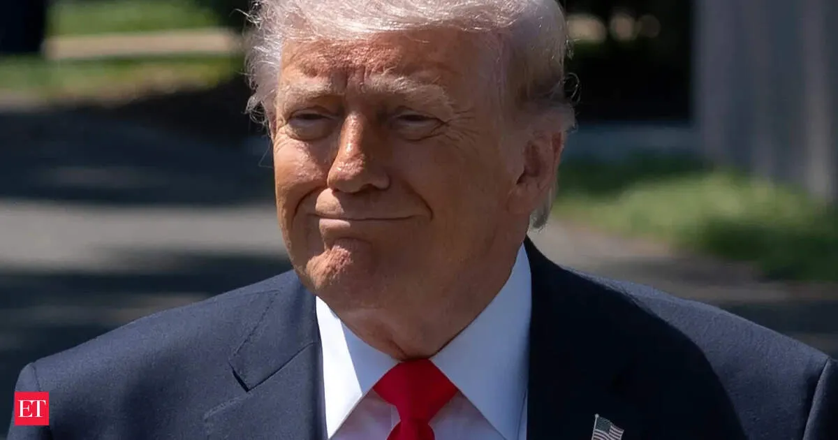 Trump administration ignores federal court orders in unprecedented show of executive power