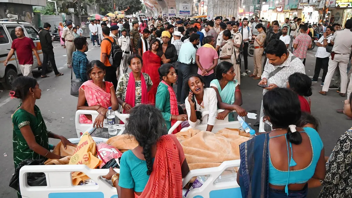 Patna Protest Erupts After 15 Year Old Dies at Paras Hospital Kidney Removal Allegations
