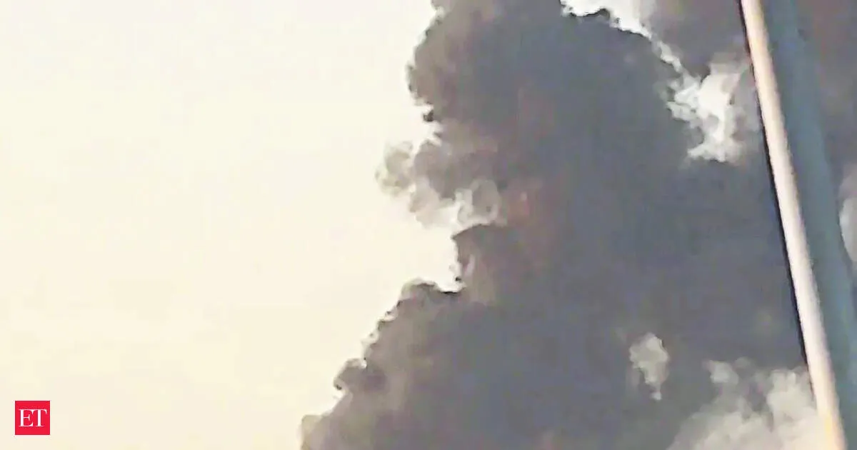 Modi condemns UAE attack on oil facilities injuring three Indians urges dialogue and diplomacy