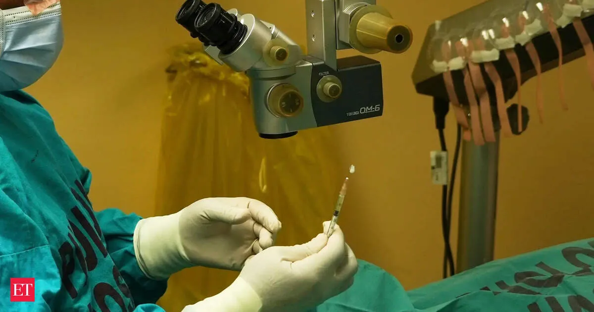 Delhi doctors restore student hand using rare toe to finger transplant after years of deformity