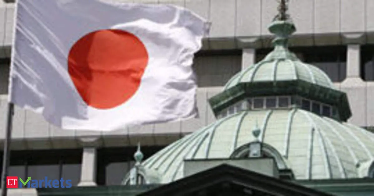 BOJ holds rates at 0.75 as oil inflation fears rise and board splits over hikes