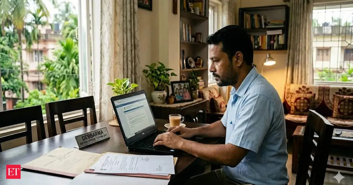 Delhi mandates two days work from home weekly for government employees