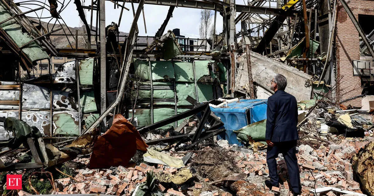 Iran reviews US peace plan to end war but nuclear and Hormuz demands still blocked